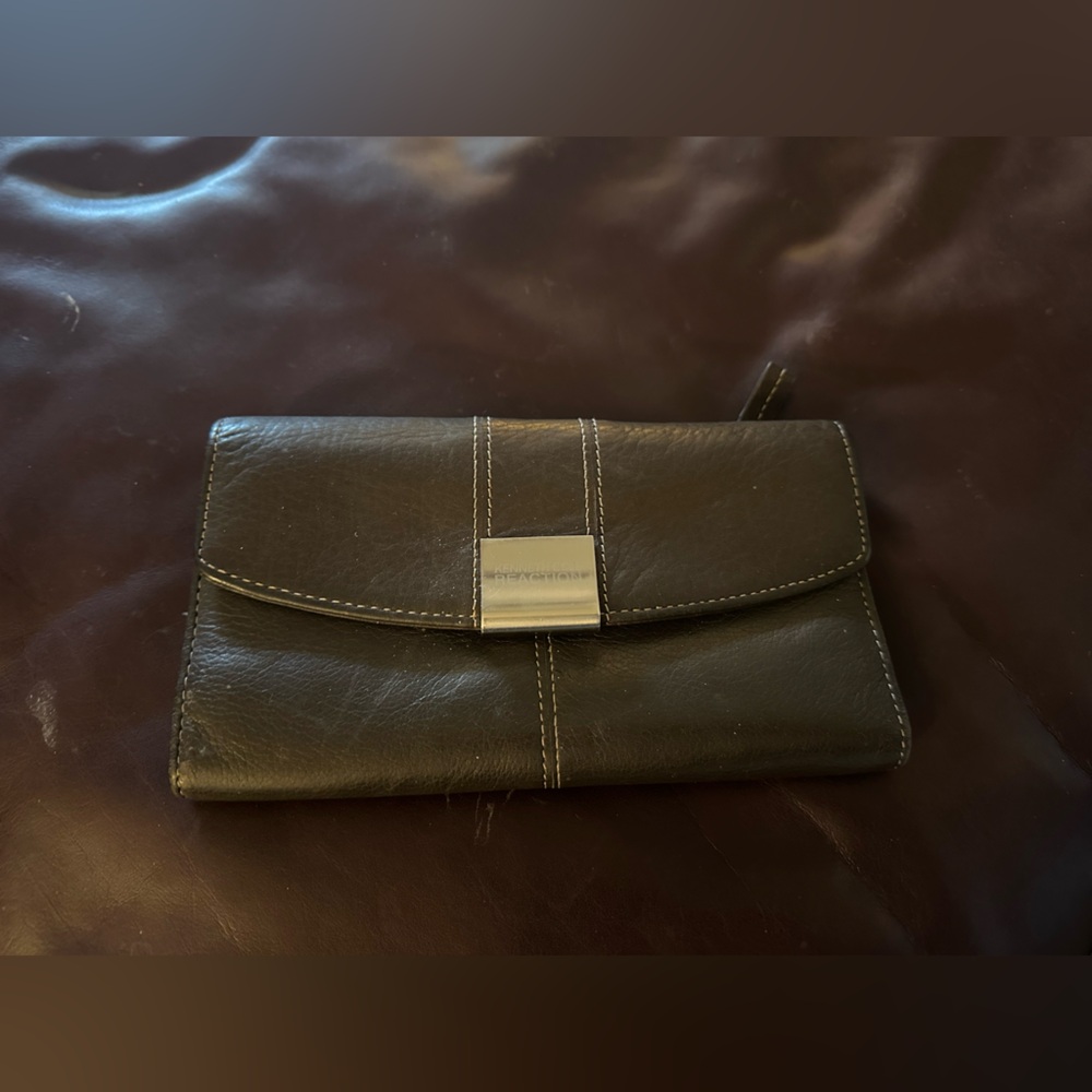 Vintage Kenneth Cole Reaction Wallet